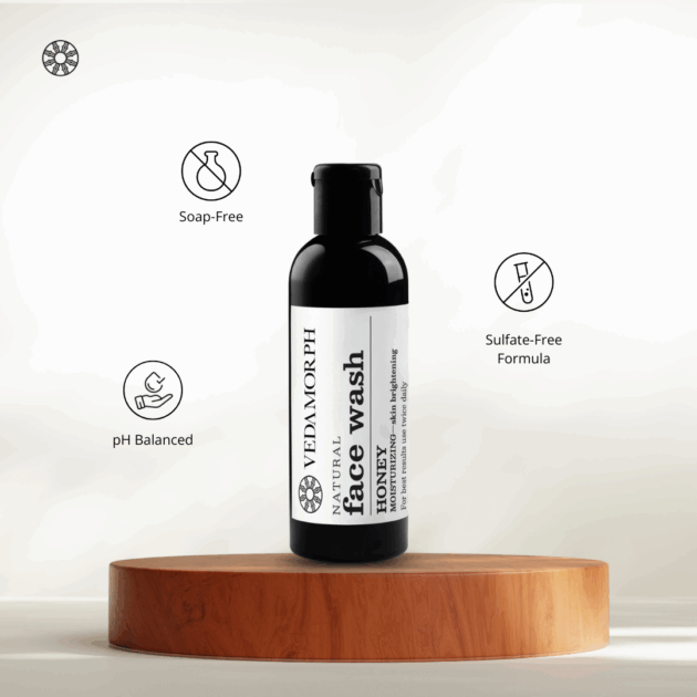 Vedamorph Revitalising Golden Dew Honey Facewash - Image 4
